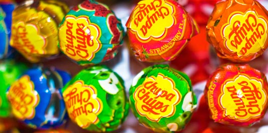 I Chupa Chups, Vero capolavoro di Salvador Dalì | ITALIC