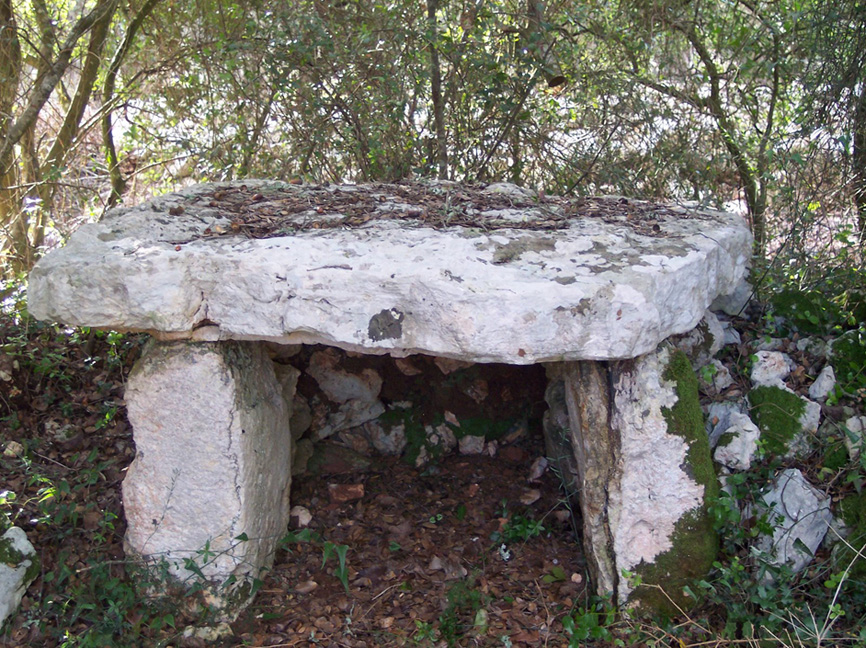 Dolmen a Spongano